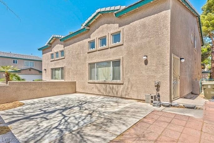 5617 Open Court Property Photo 2