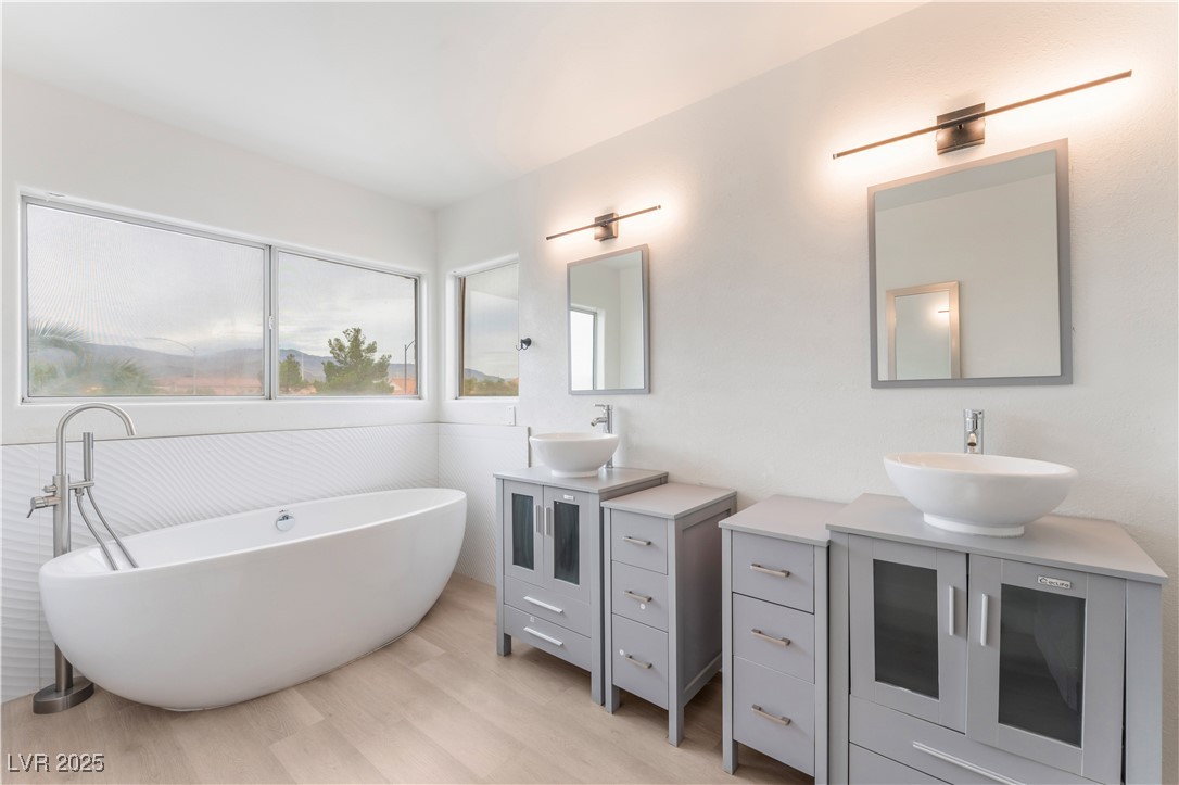 3695 Funston Way Property Photo 3