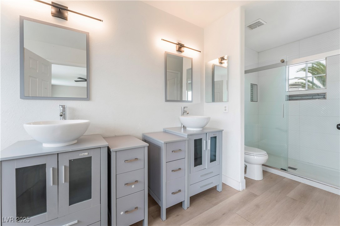 3695 Funston Way Property Photo 4