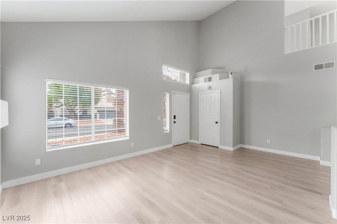 3695 Funston Way Property Photo 14