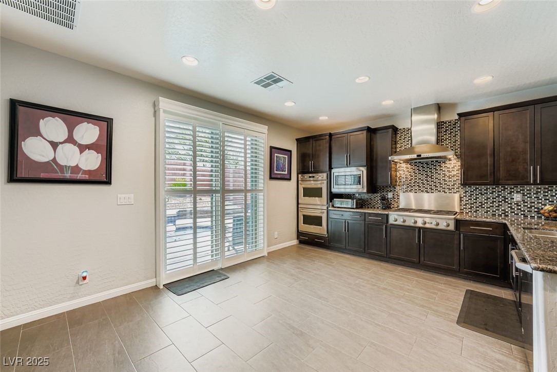 5568 Trilling Bird Drive Property Photo 8