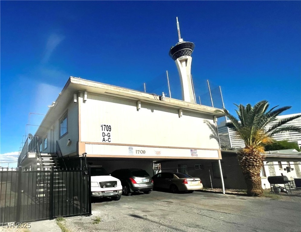 1709 Fairfield Avenue G Property Photo 2