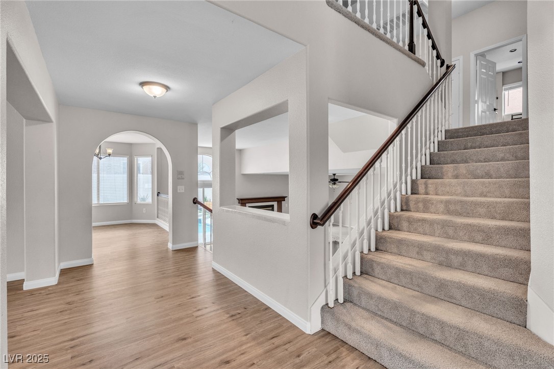 8233 Tivoli Cove Drive Property Photo 6