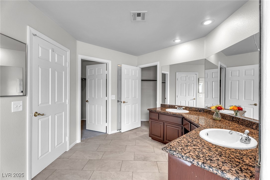 8233 Tivoli Cove Drive Property Photo 38