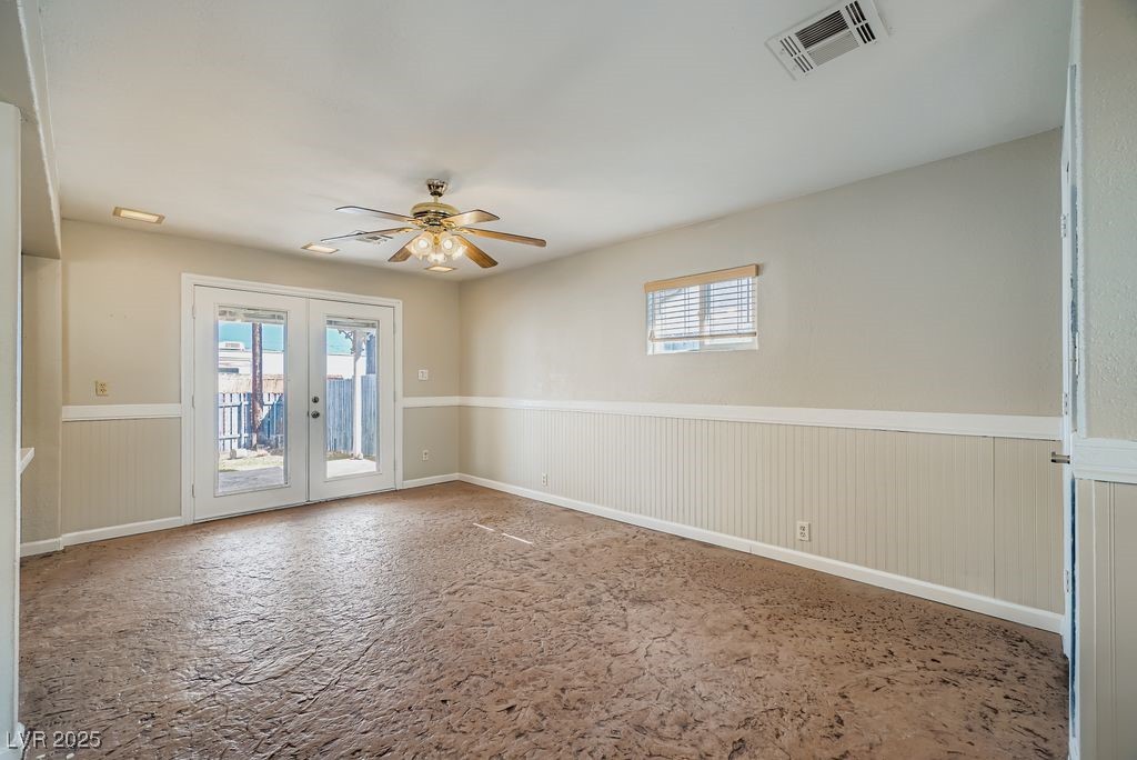 571 Blackmore Drive Property Photo 8