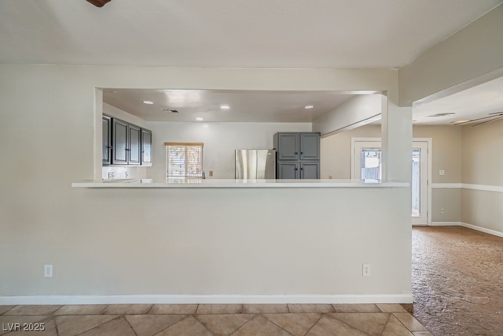 571 Blackmore Drive Property Photo 11