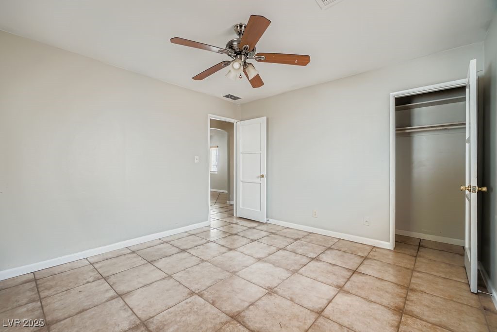 571 Blackmore Drive Property Photo 17