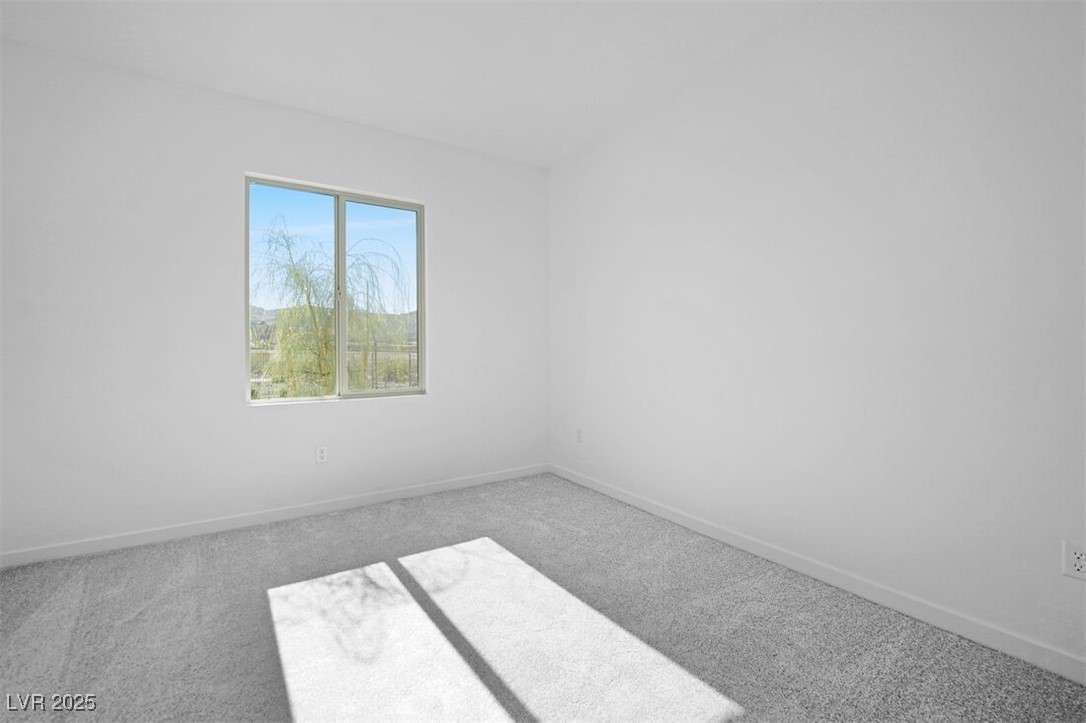 52 Via Montoro Property Photo 24