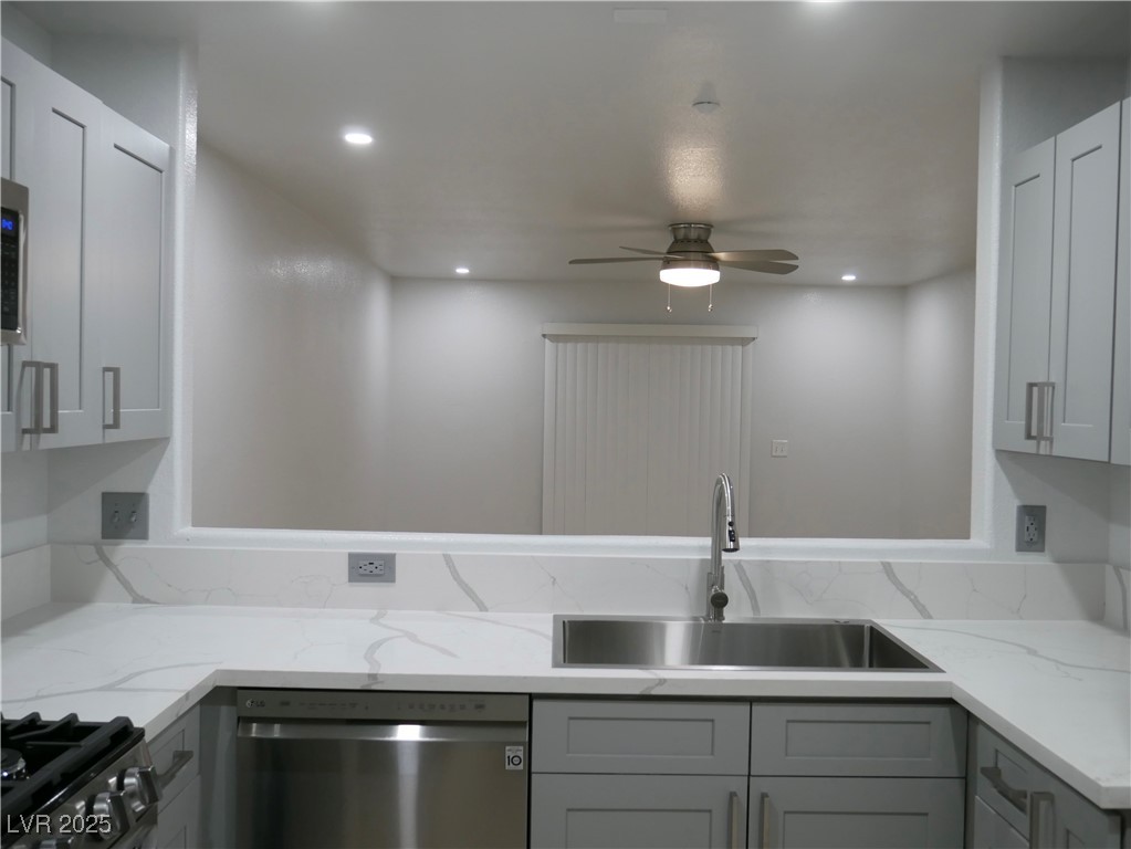 4438 East Van Buren Avenue Property Photo 6