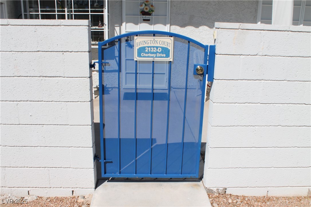 2132 Chertsey Drive D Property Photo 1