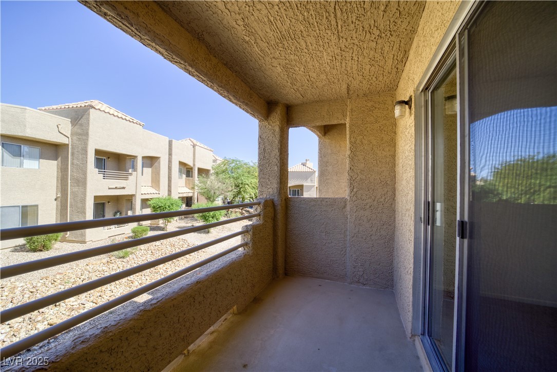 2232 Aspen Mirror Way 202 Property Photo 28