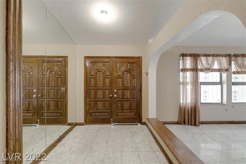 2249 Darwin Circle Property Photo 15