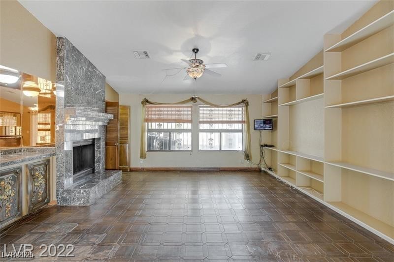 2249 Darwin Circle Property Photo 19