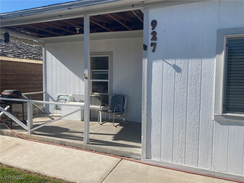 927 Park Avenue Property Photo 4