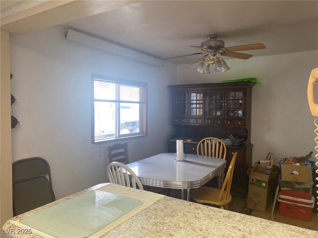 927 Park Avenue Property Photo 10