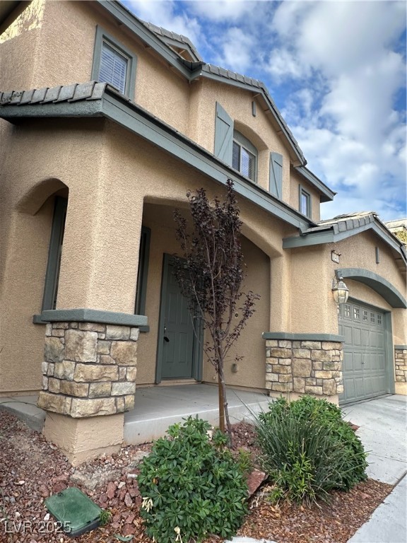 10419 Lilac Square Avenue Property Photo 3