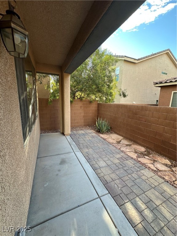 10419 Lilac Square Avenue Property Photo 8