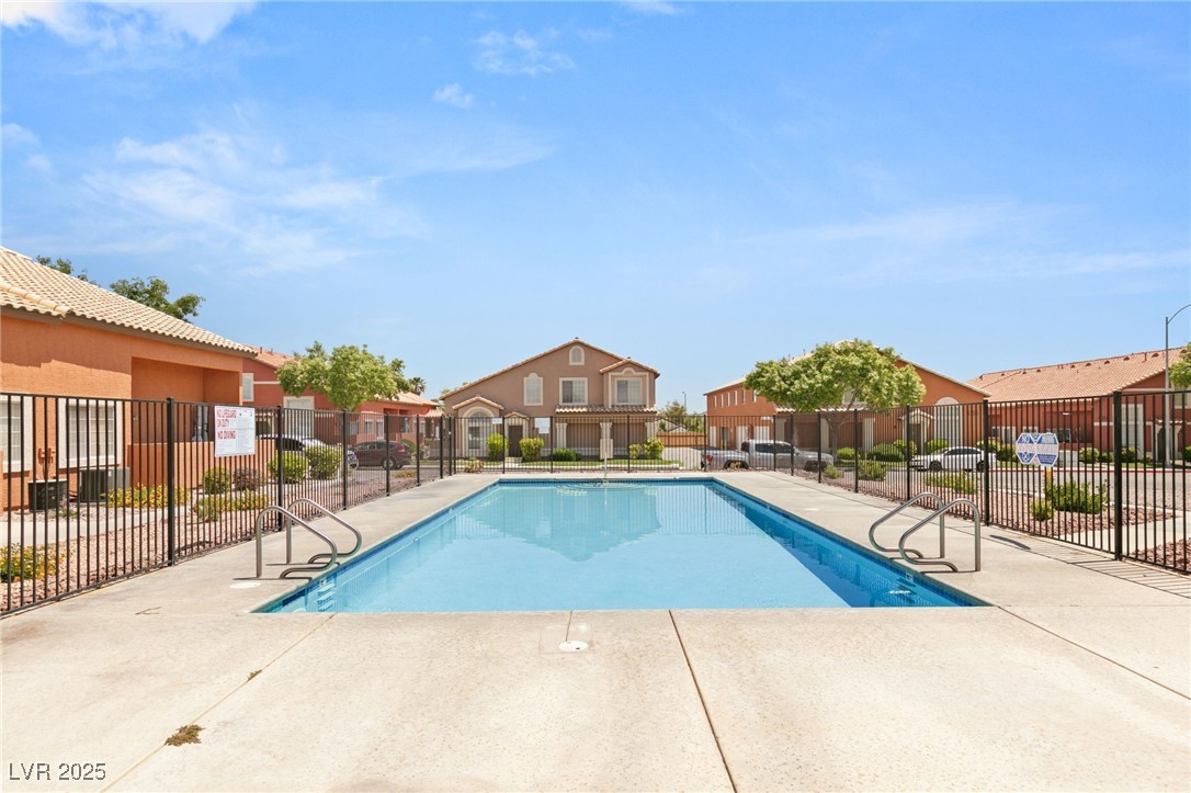 1209 Emerywood Court Property Photo 10