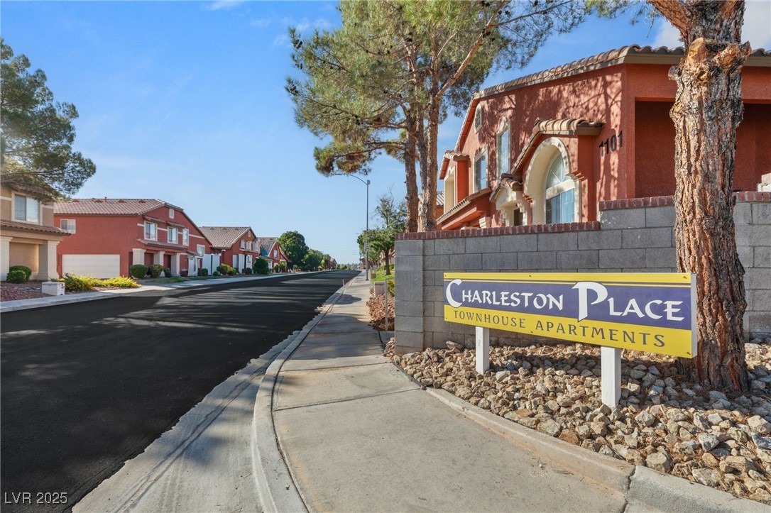 1209 Emerywood Court Property Photo 15