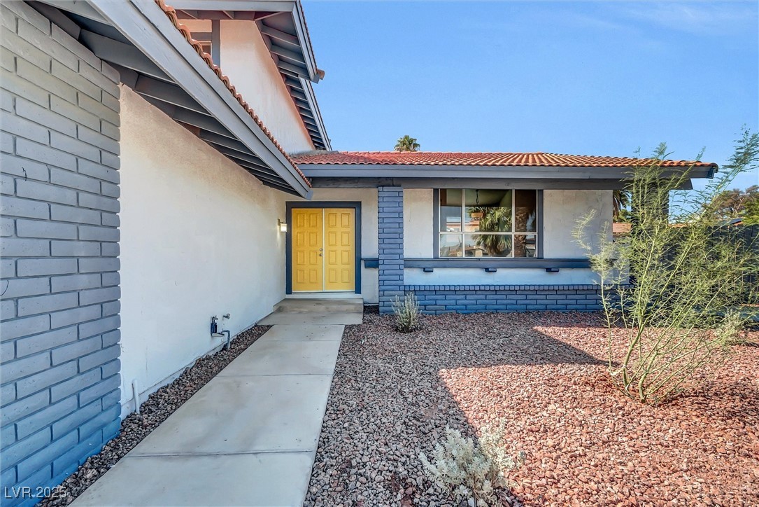 4345 Quay Court Property Photo 2