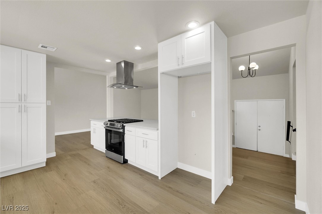 4345 Quay Court Property Photo 6