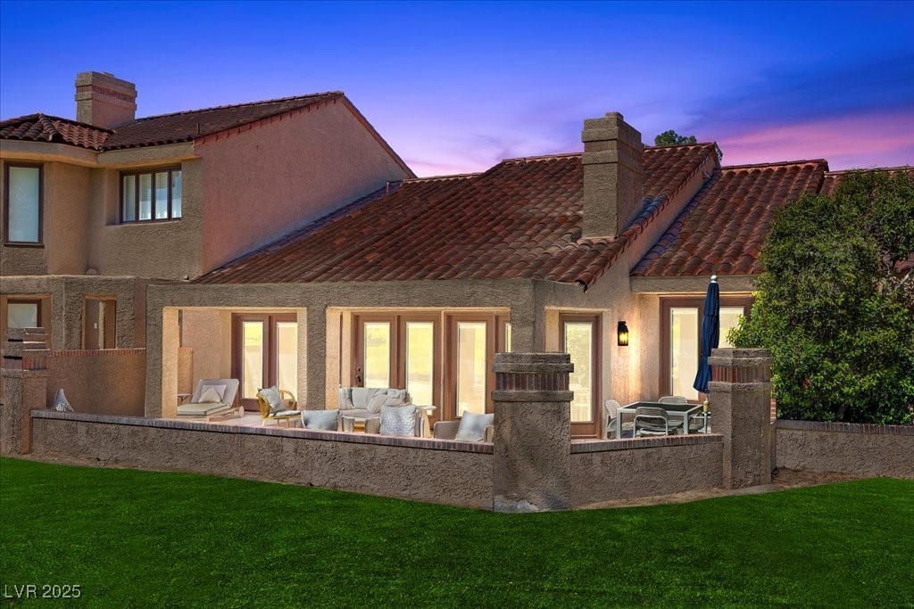 7139 Mission Hills Drive Property Photo 1