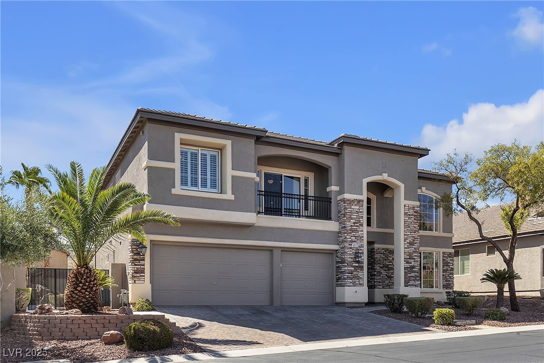 10113 Golden Bluff Avenue Property Photo 3