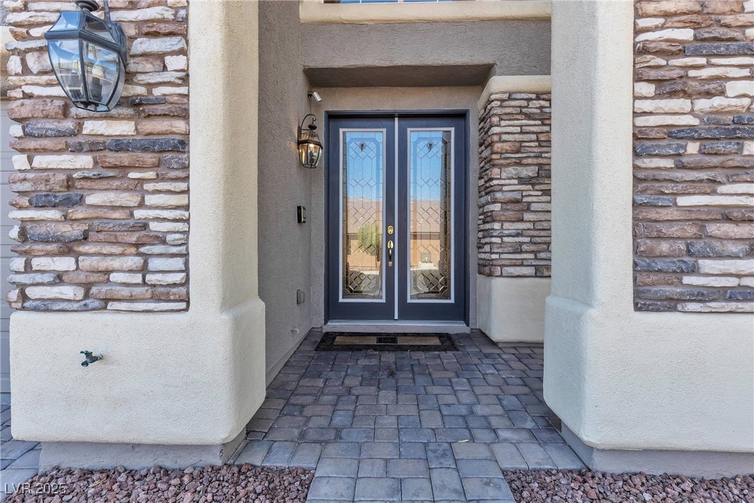 10113 Golden Bluff Avenue Property Photo 4