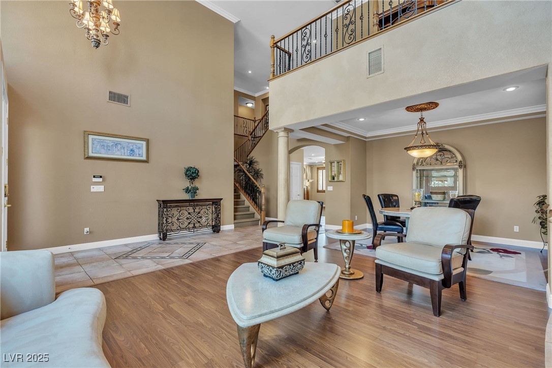 10113 Golden Bluff Avenue Property Photo 8