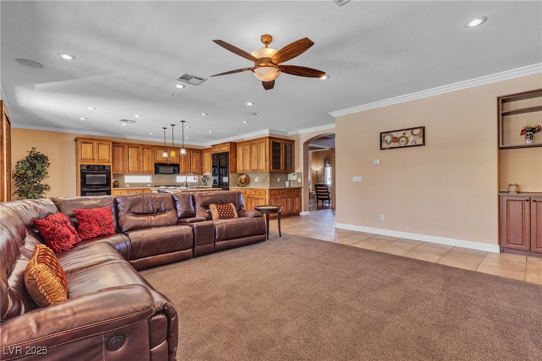 10113 Golden Bluff Avenue Property Photo 13