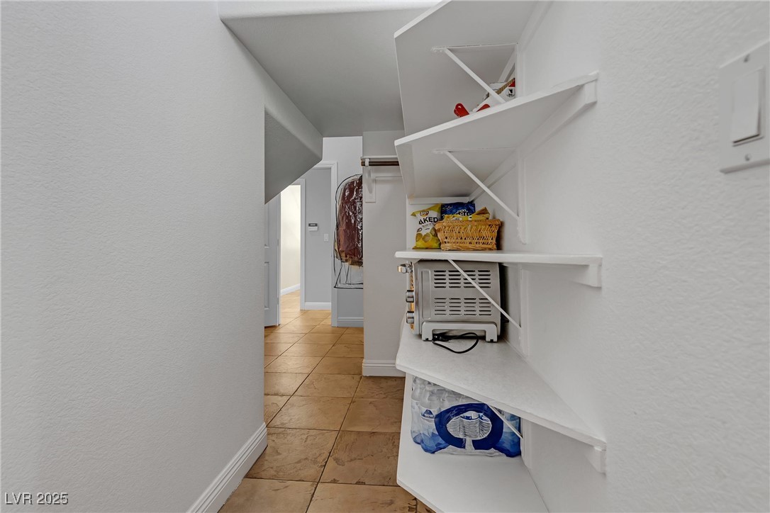 10113 Golden Bluff Avenue Property Photo 20