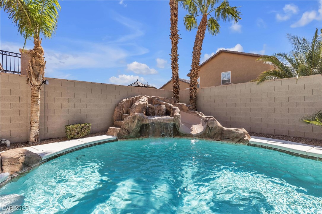 10113 Golden Bluff Avenue Property Photo 64