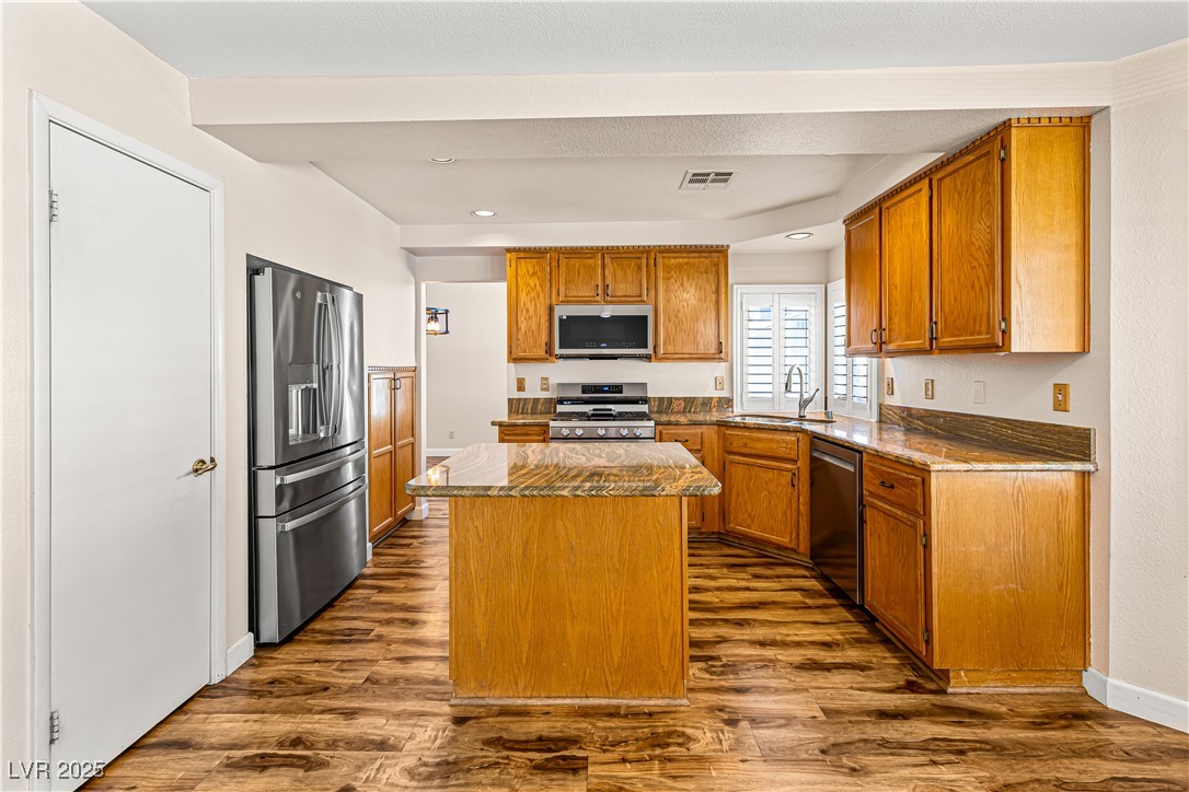 914 Crowfoot Circle Property Photo 16