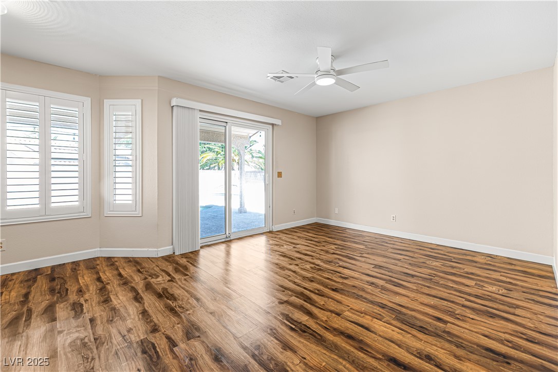 914 Crowfoot Circle Property Photo 20