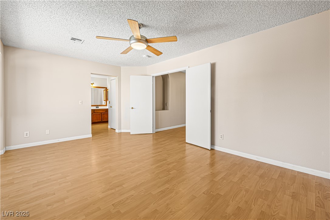 914 Crowfoot Circle Property Photo 29