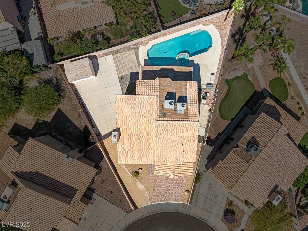 914 Crowfoot Circle Property Photo 45