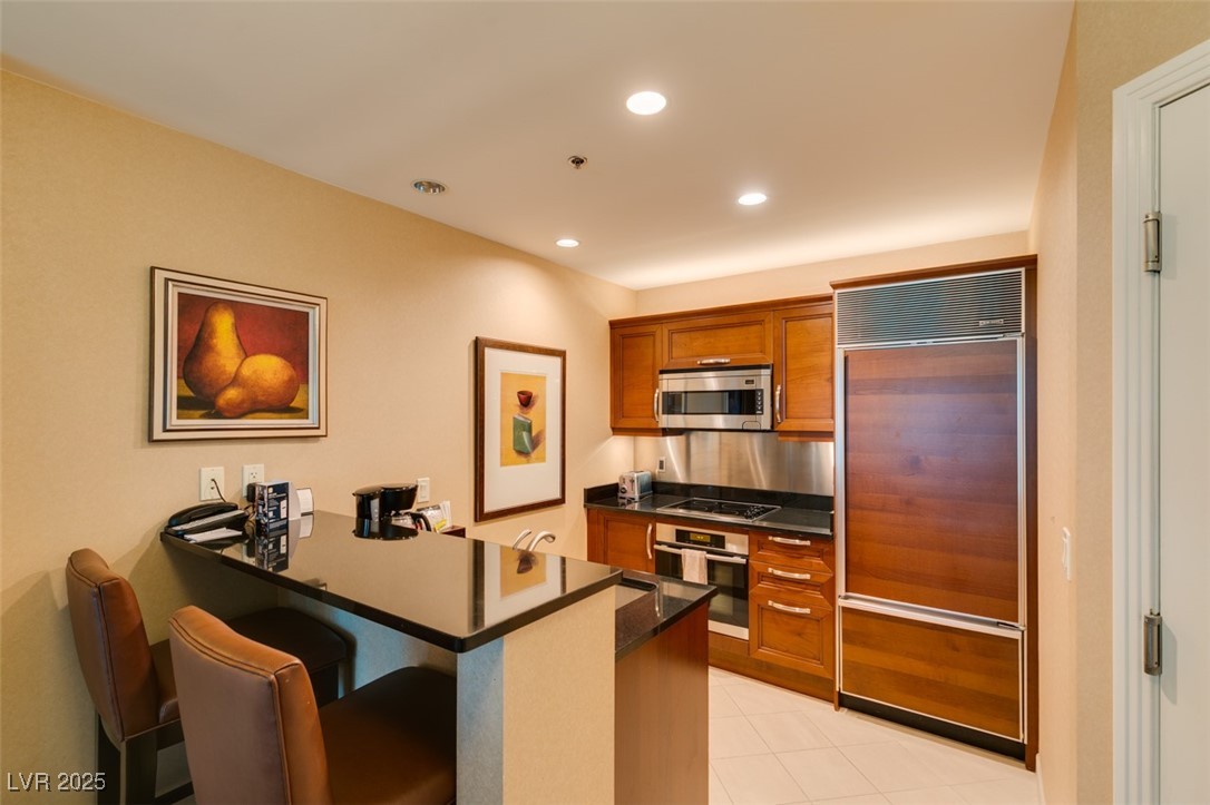 125 East Harmon Avenue 721 Property Photo 27