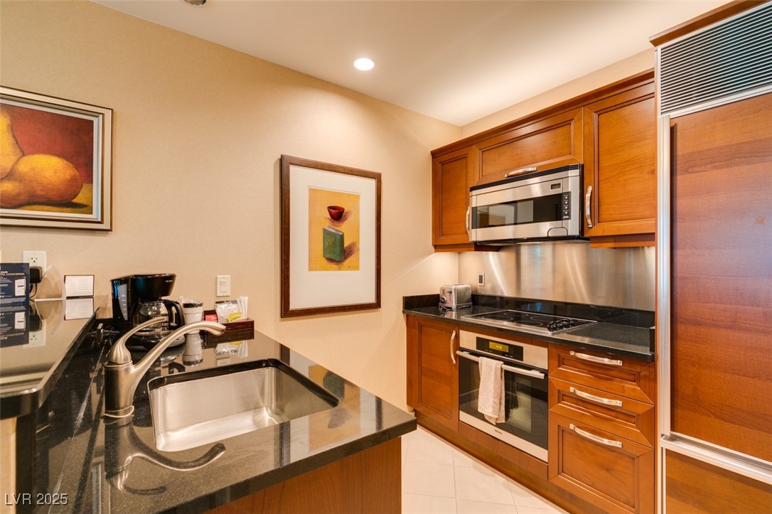 125 East Harmon Avenue 721 Property Photo 28