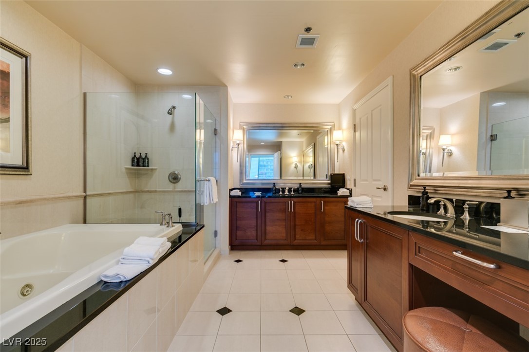 125 East Harmon Avenue 721 Property Photo 41