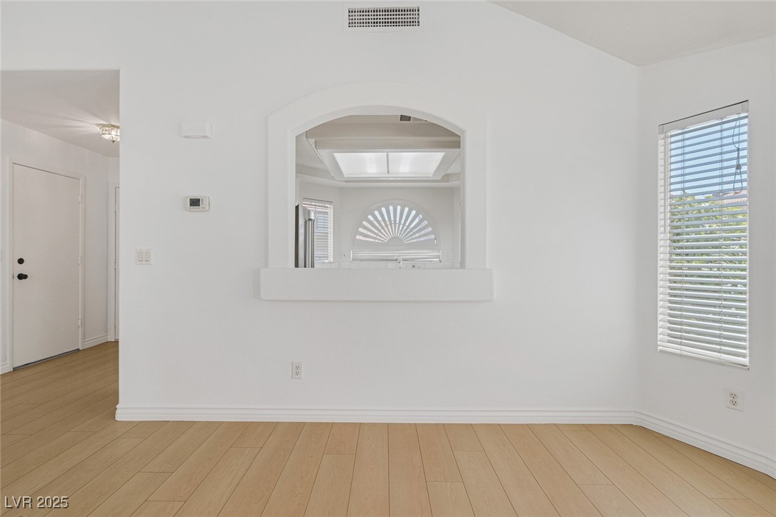 8756 Harvest Valley Avenue Property Photo 12