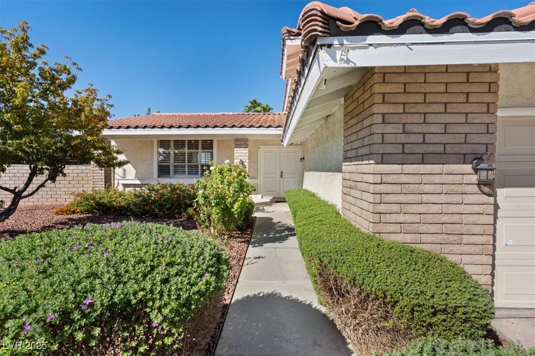 5480 Cabrito Drive Property Photo 3