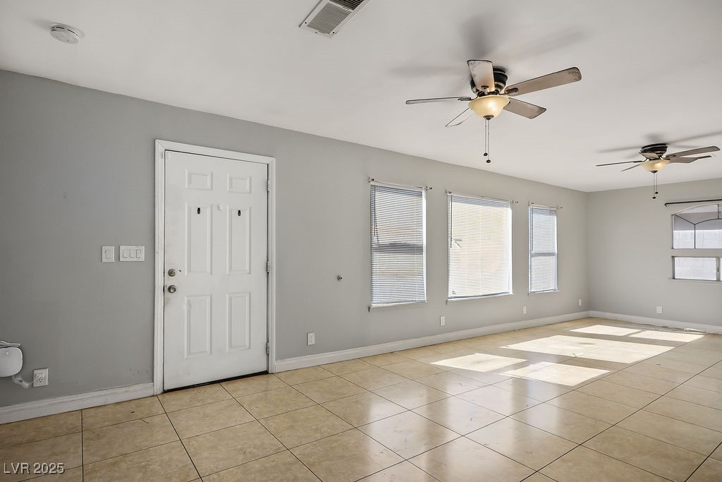 2205 Las Verdes Street Property Photo 2