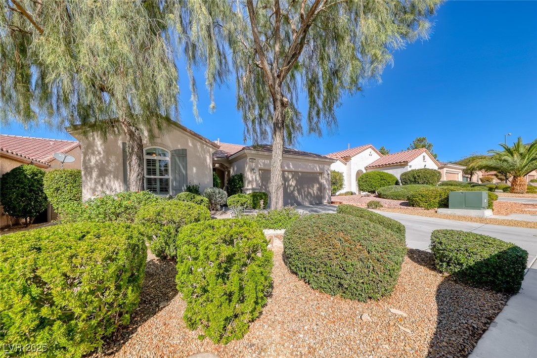 2404 Anderson Park Drive Property Photo 1