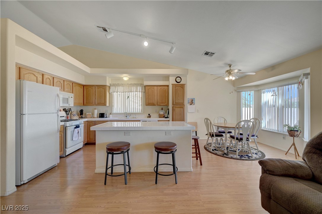 8317 Divernon Avenue Property Photo 19