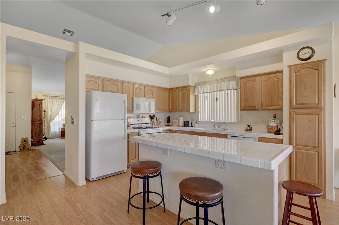 8317 Divernon Avenue Property Photo 23