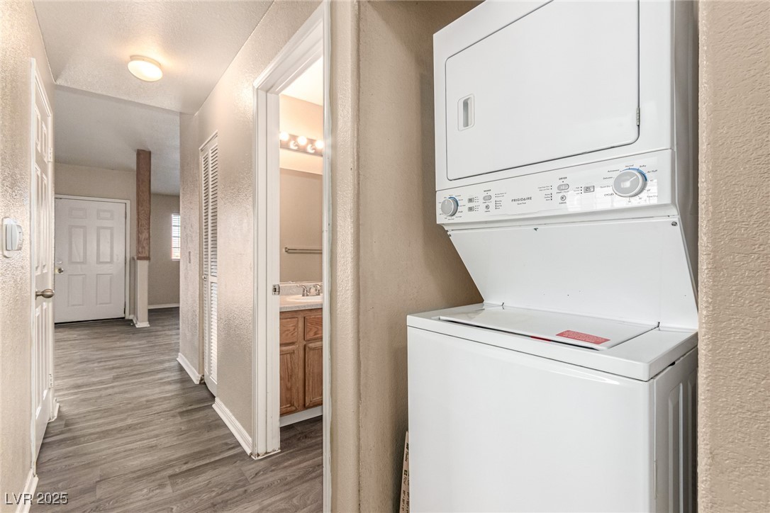 4730 East Craig Road 2160 Property Photo 23