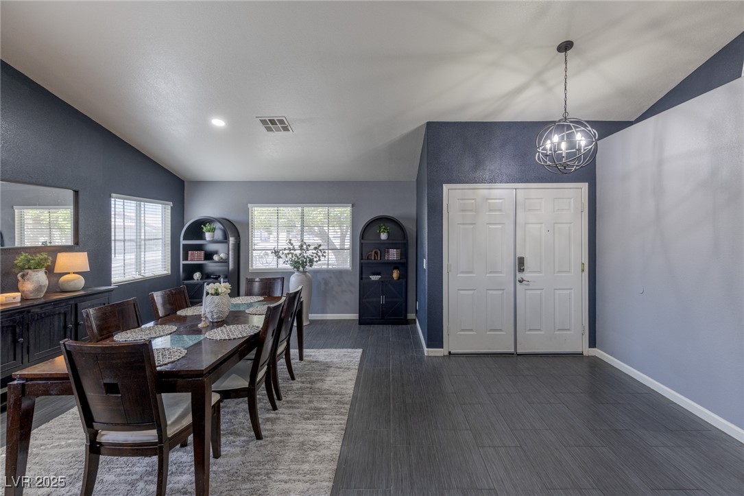 5418 Iberville Street Property Photo 4