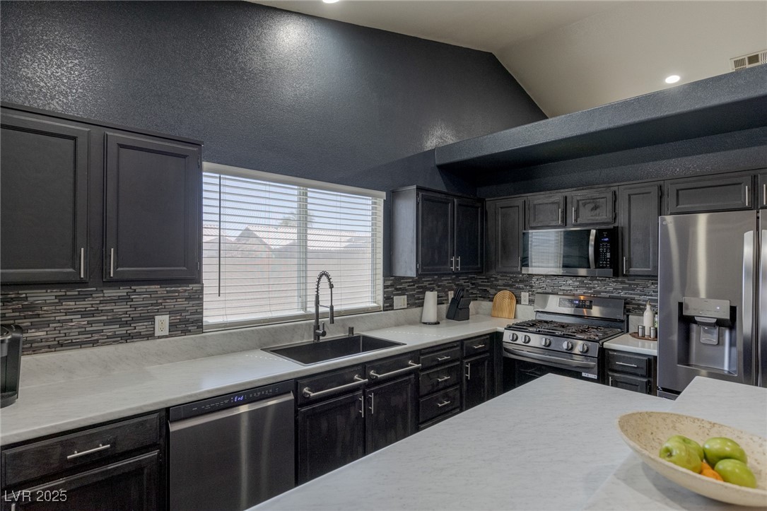 5418 Iberville Street Property Photo 11