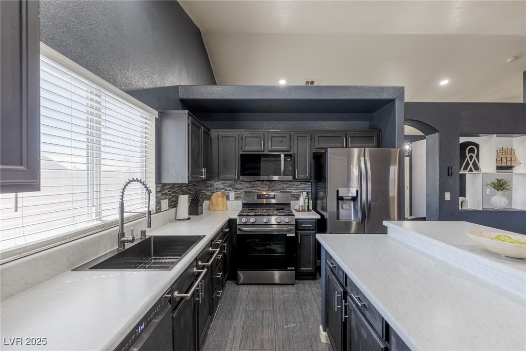 5418 Iberville Street Property Photo 12