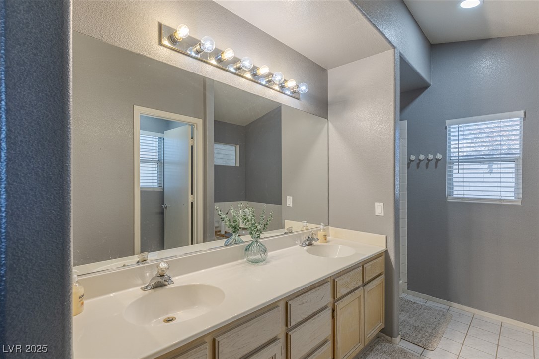 5418 Iberville Street Property Photo 18